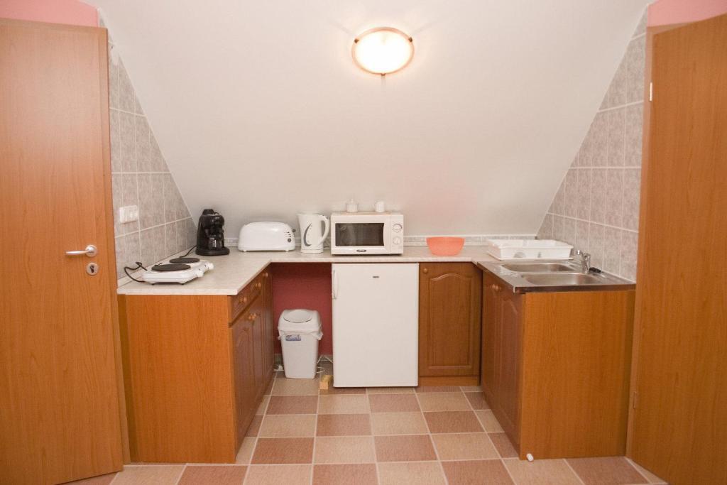 Erdos Apartments Mosonmagyaróvár Eksteriør bilde